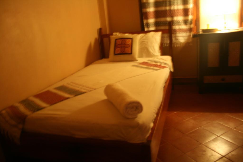 Lao Lu Lodge Λουάνγκ Πραμπάνγκ Δωμάτιο φωτογραφία