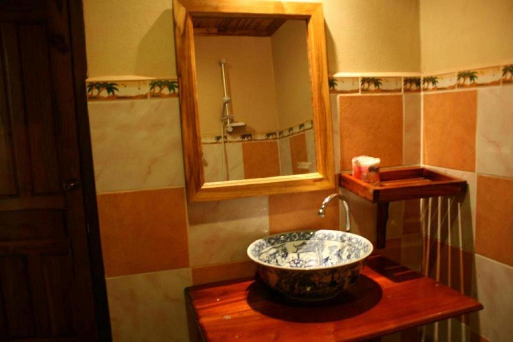 Lao Lu Lodge Λουάνγκ Πραμπάνγκ Δωμάτιο φωτογραφία